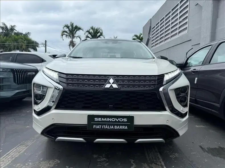 galeria ECLIPSE CROSS
