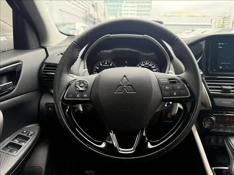 galeria ECLIPSE CROSS