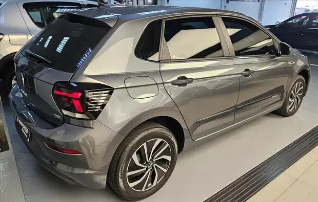 Volkswagen POLO 1.0 170 TSI HIGHLINE AUTOMÁTICO