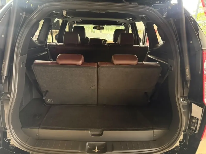galeria PAJERO SPORT