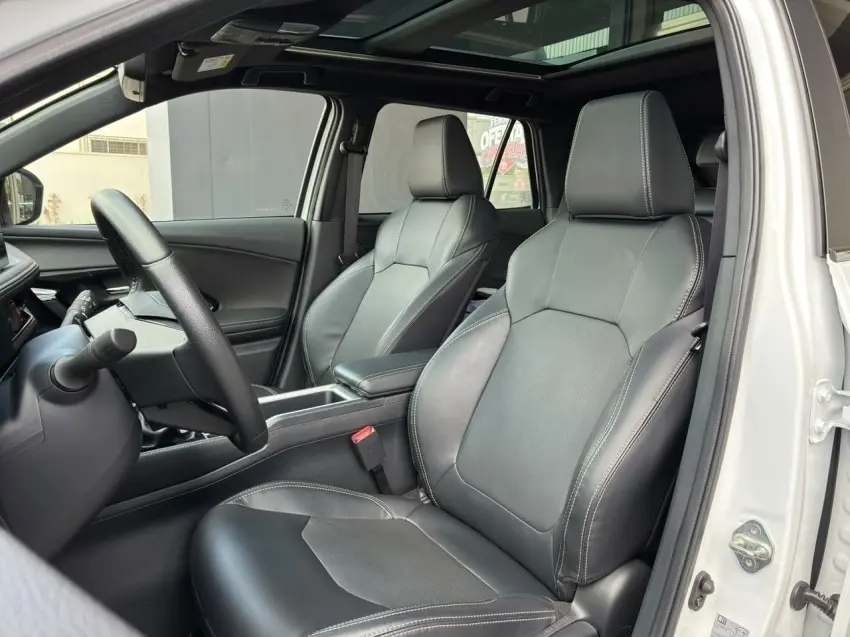 galeria YARIS CROSS