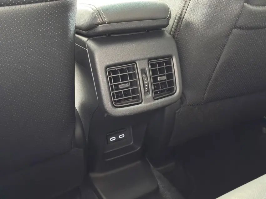 galeria YARIS CROSS