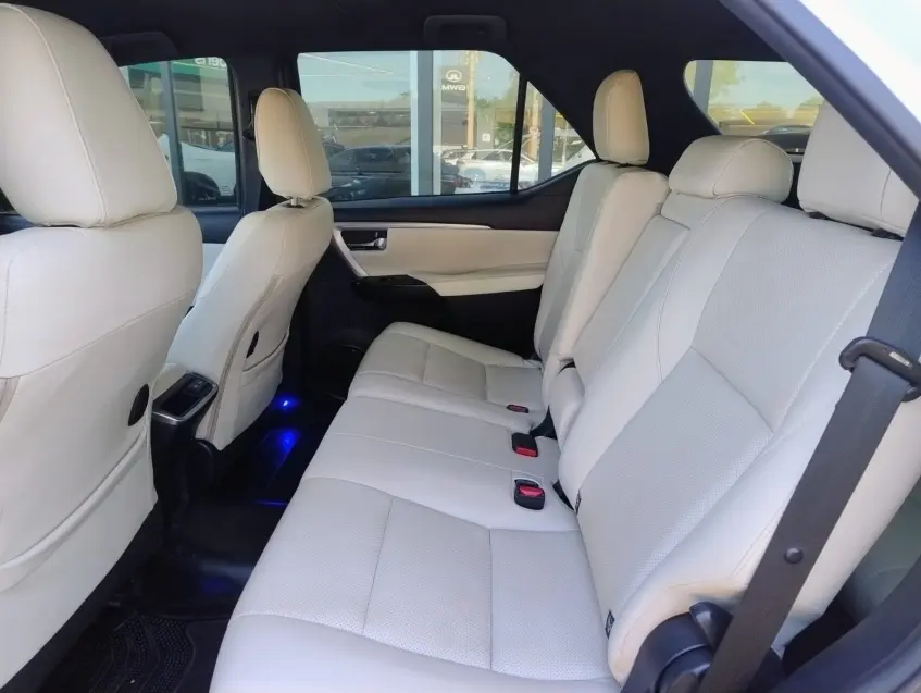 galeria HILUX SW4