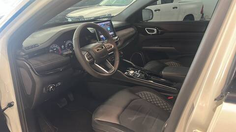 Jeep COMMANDER