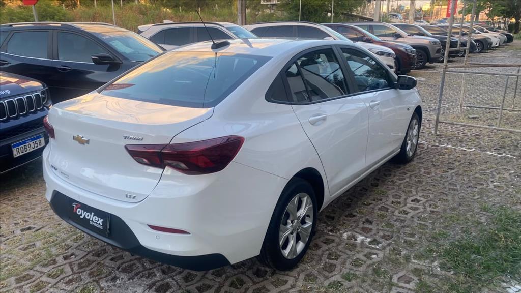 Chevrolet ONIX PLUS