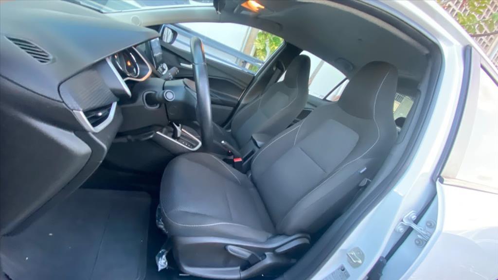 Chevrolet ONIX PLUS