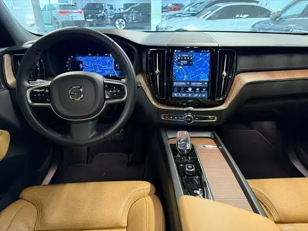 Volvo XC60 2.0 T8 RECHARGE ULTIMATE AWD GEARTRONIC