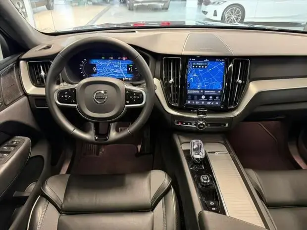 Volvo XC60 2.0 T8 RECHARGE ULTIMATE DARK AWD GEARTRONIC