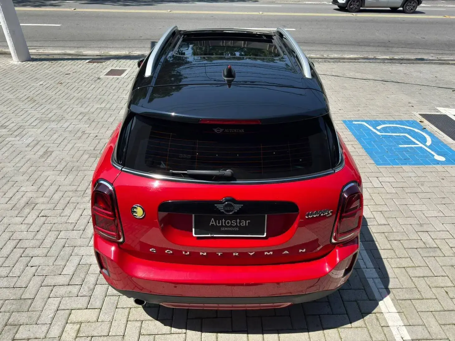 galeria Cooper Countryman