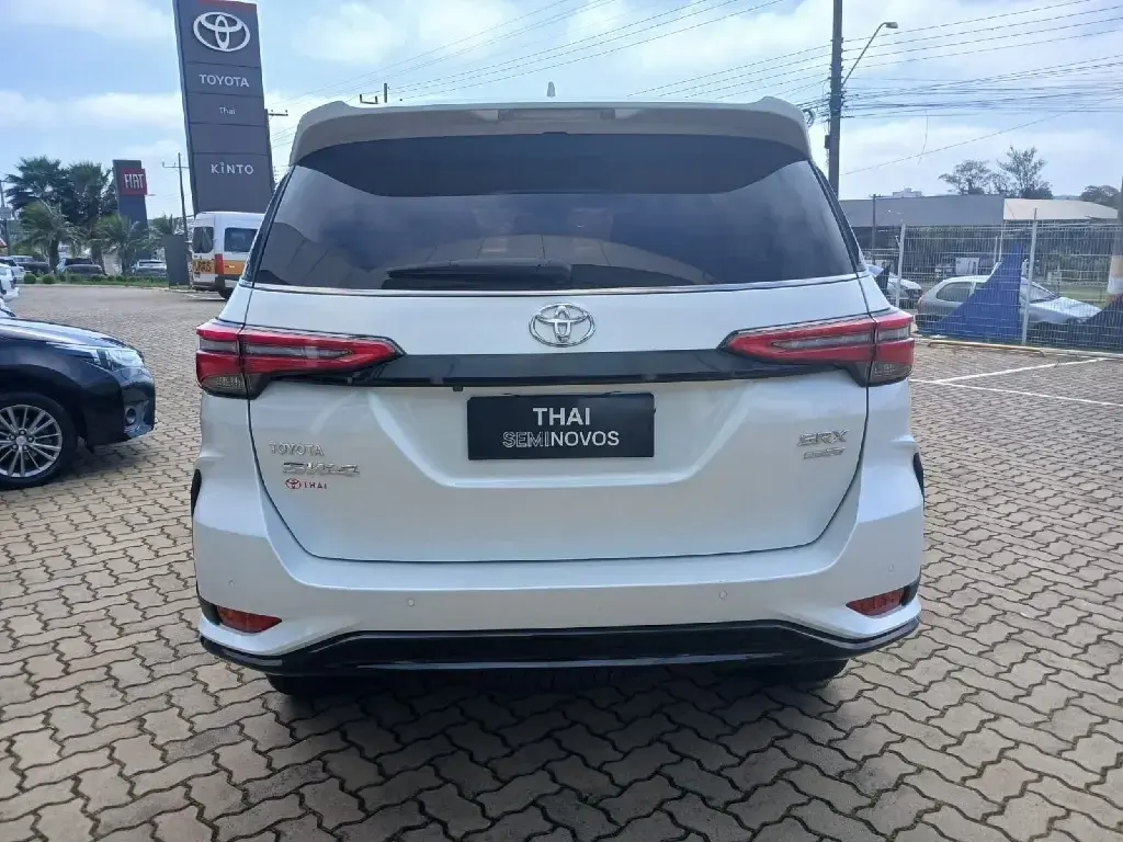 galeria HILUX SW4