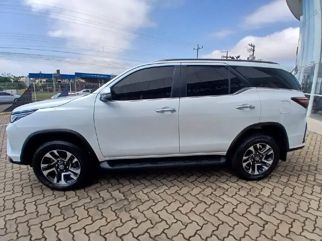 galeria HILUX SW4