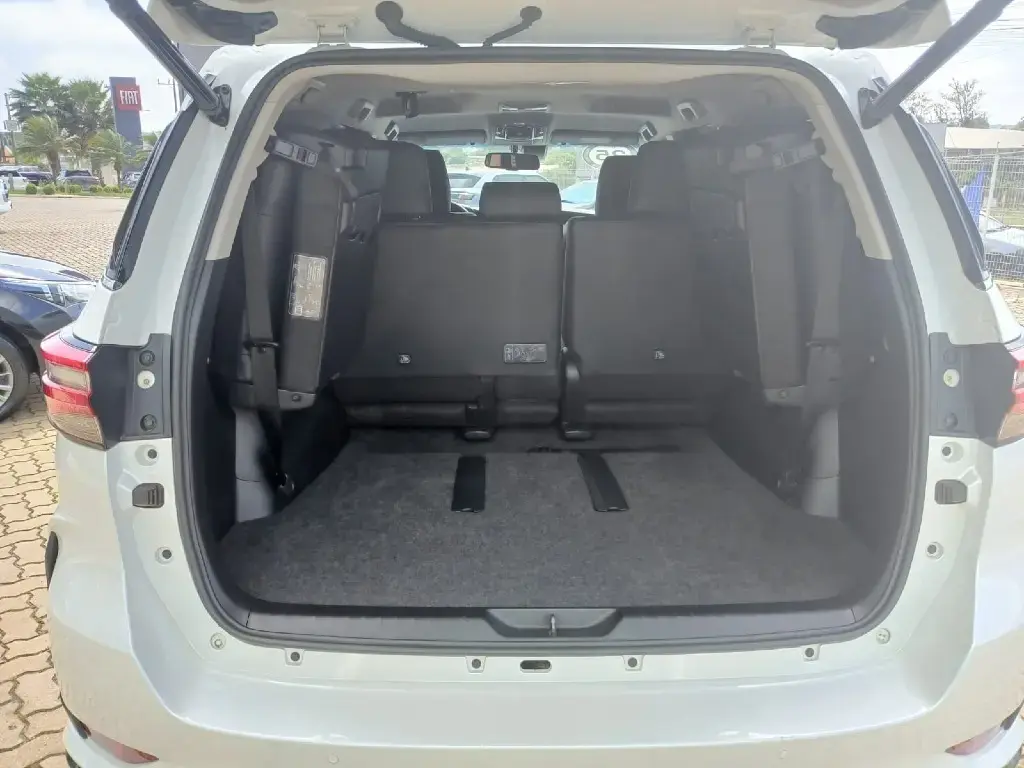 galeria HILUX SW4