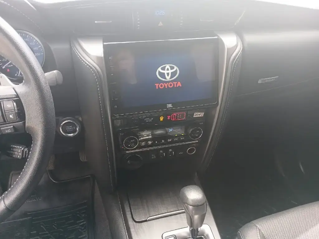 galeria HILUX SW4