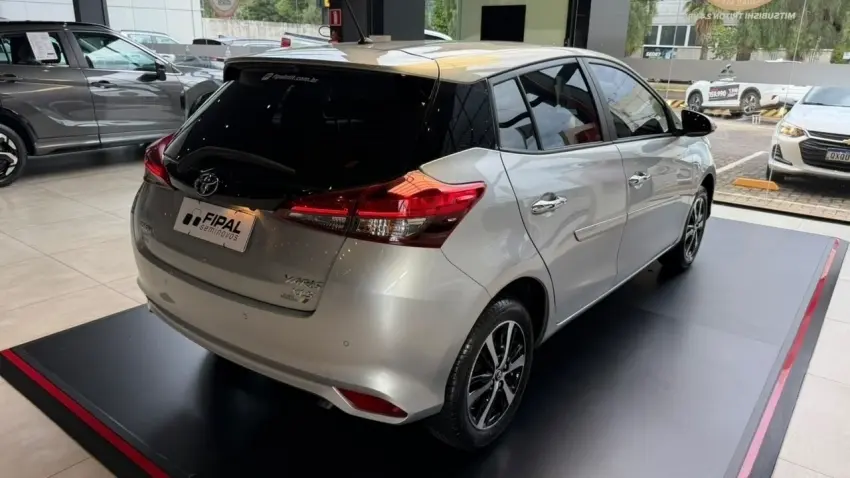 galeria YARIS