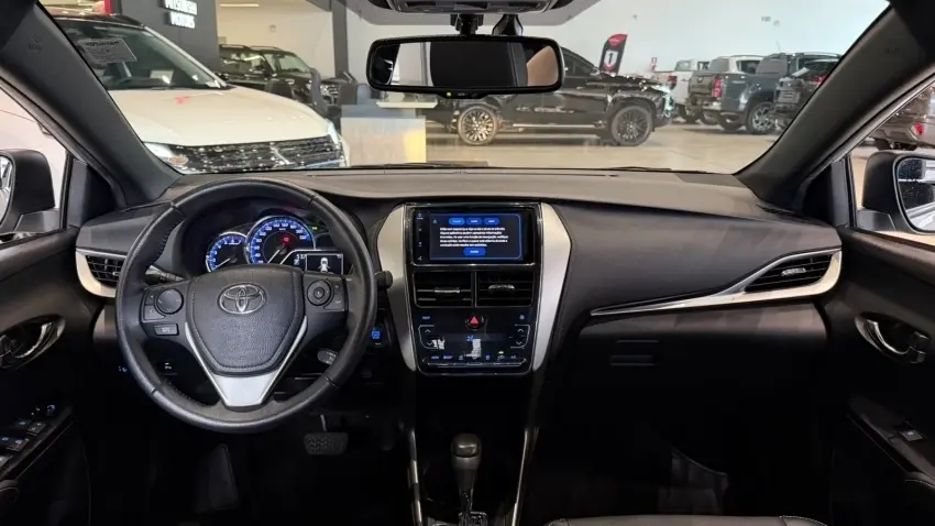 galeria YARIS