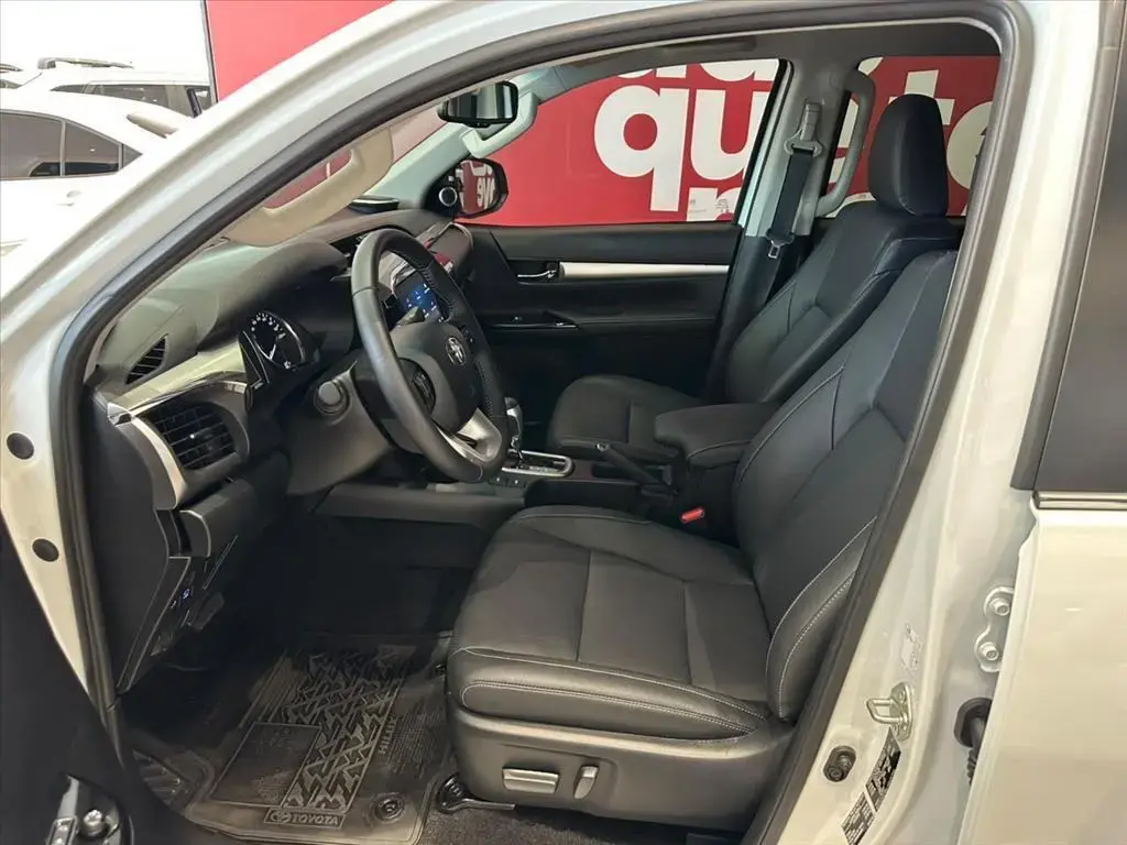 galeria HILUX