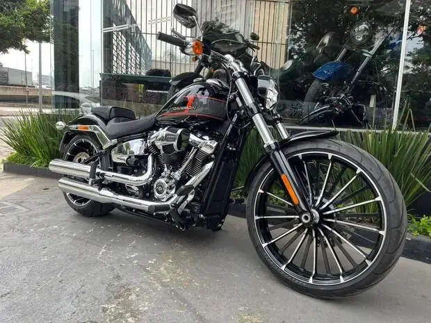 Harley Davidson Breakout 117