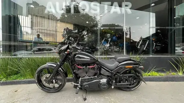 Harley Davidson Softail BREAKOUT FXBRS
