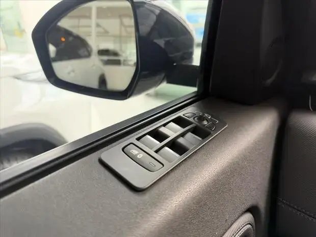 Land Rover DISCOVERY SPORT 2.0 D200 TURBO DIESEL MHEV R-DYNAMIC SE AUTOMÁTICO