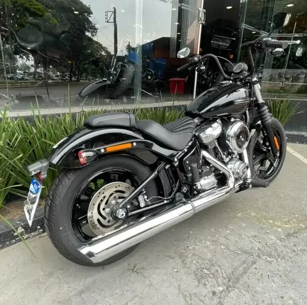 Harley Davidson Street Bob FXBB