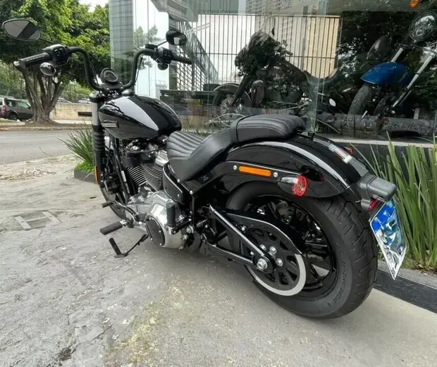 Harley Davidson Street Bob FXBB