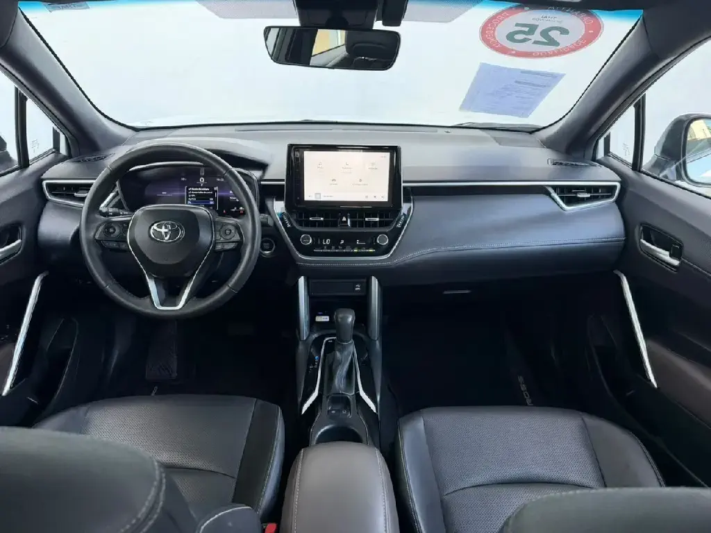 galeria Corolla Cross