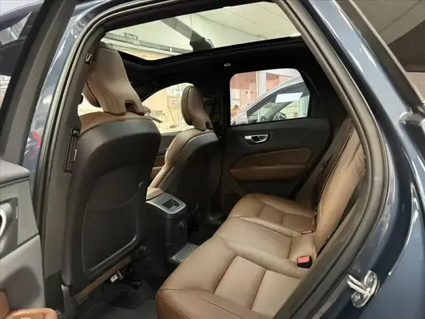Volvo XC60 2.0 T8 RECHARGE PLUS AWD GEARTRONIC