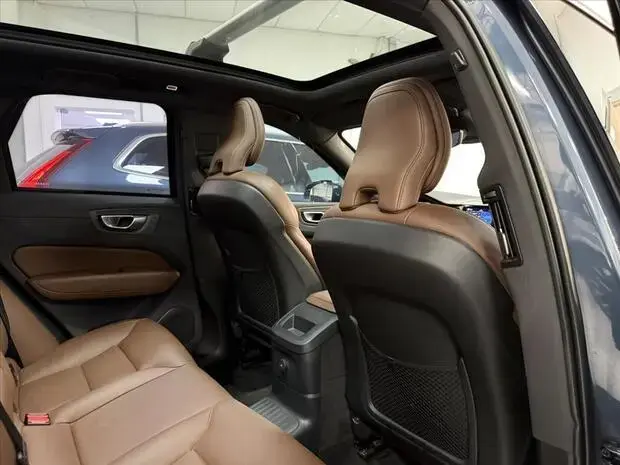 Volvo XC60 2.0 T8 RECHARGE PLUS AWD GEARTRONIC