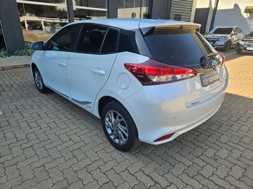 galeria YARIS