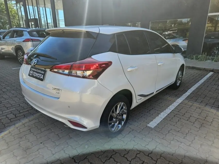 galeria YARIS
