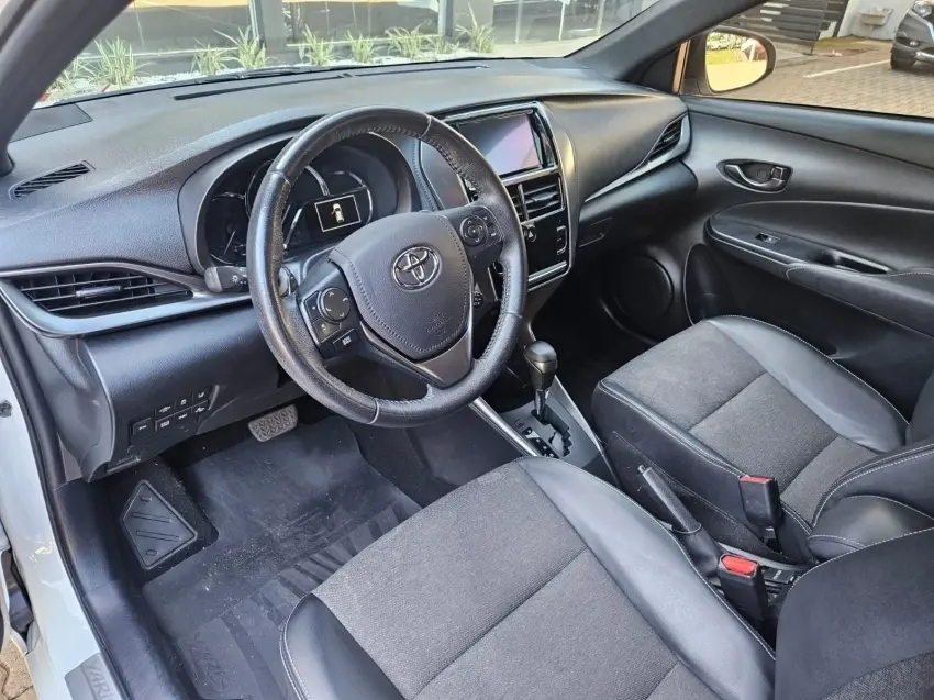 galeria YARIS