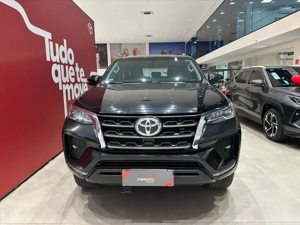 galeria HILUX SW4