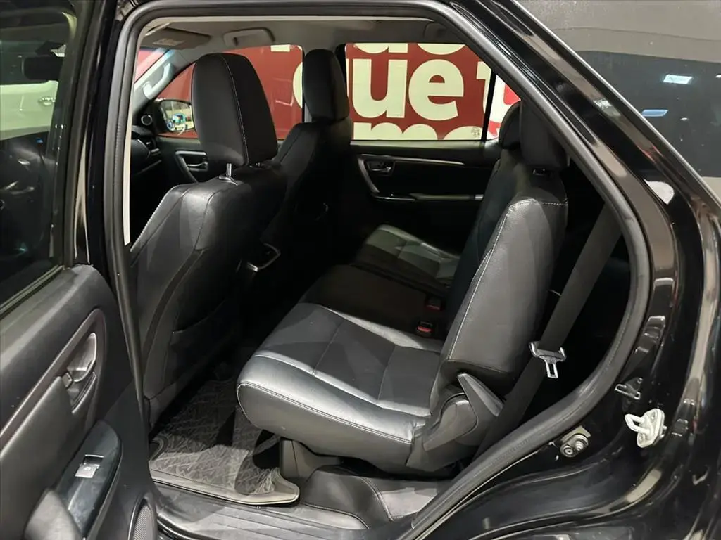 galeria HILUX SW4