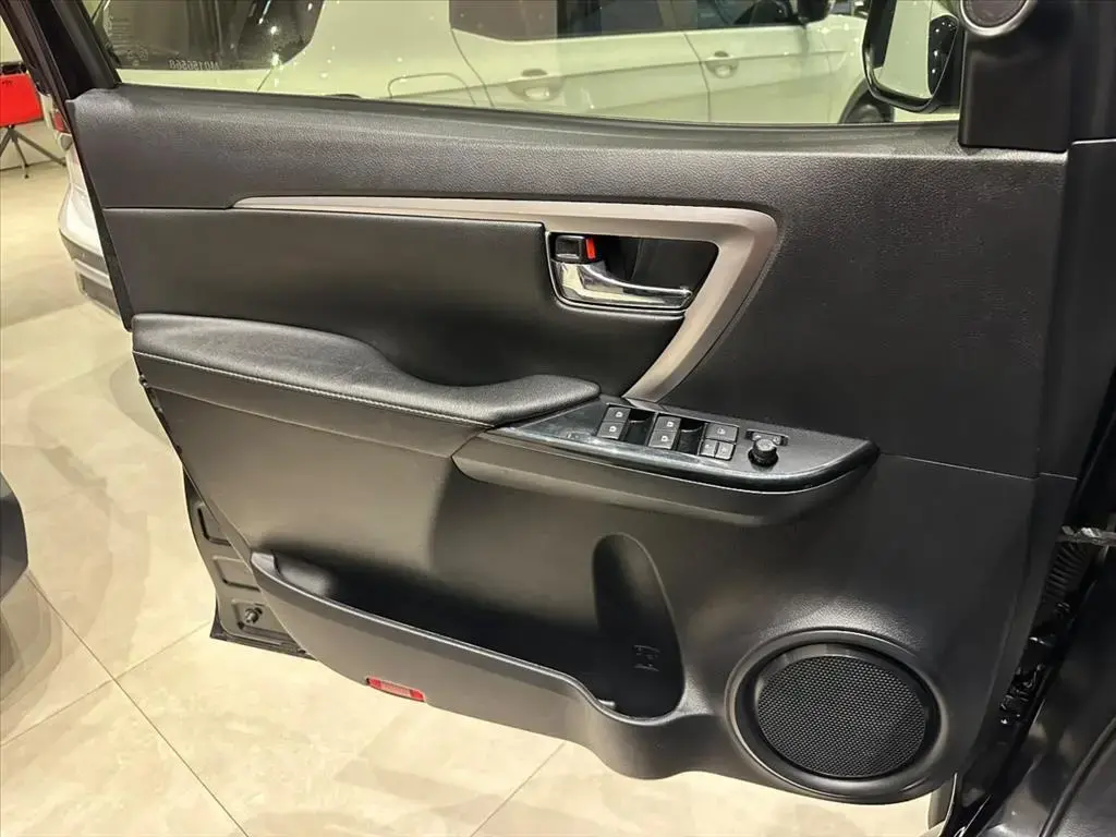 galeria HILUX SW4