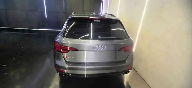 Audi RS4 2.9 V6 FSI GASOLINA AVANT QUATTRO TIPTRONIC