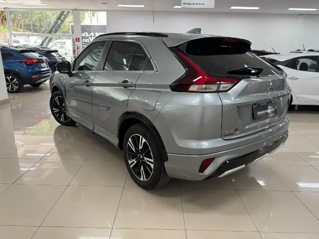 galeria ECLIPSE CROSS