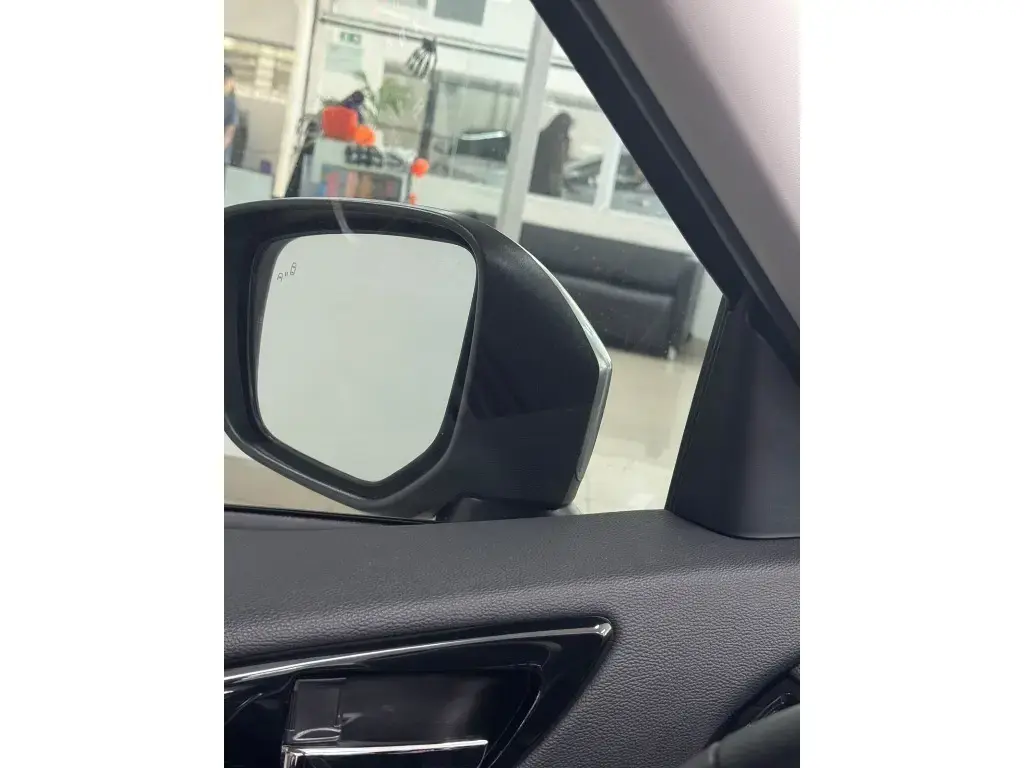 galeria ECLIPSE CROSS