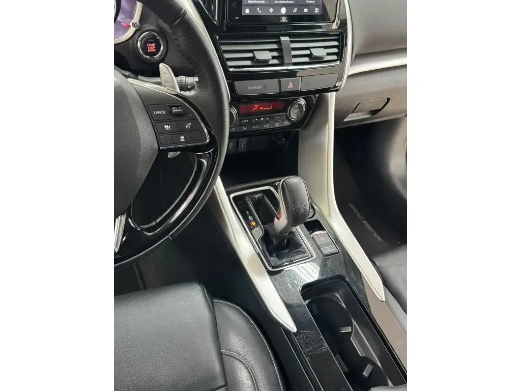 galeria ECLIPSE CROSS