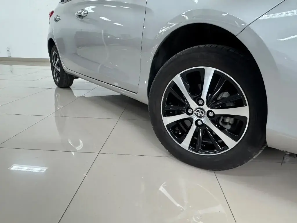 galeria YARIS