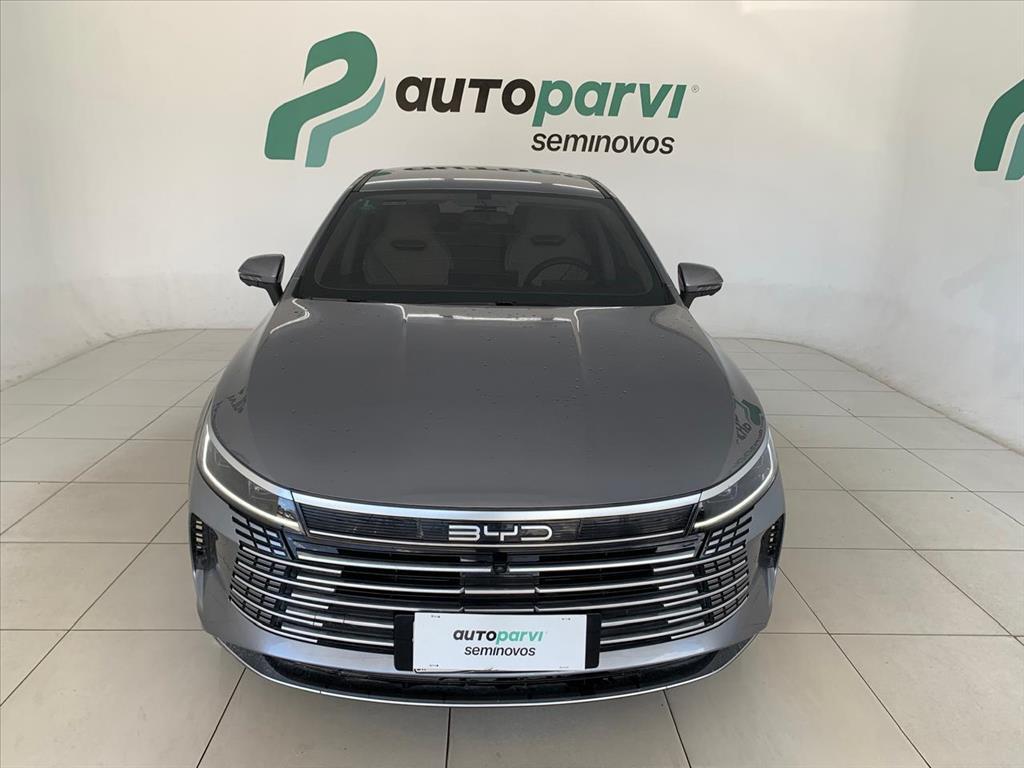 Byd KING
