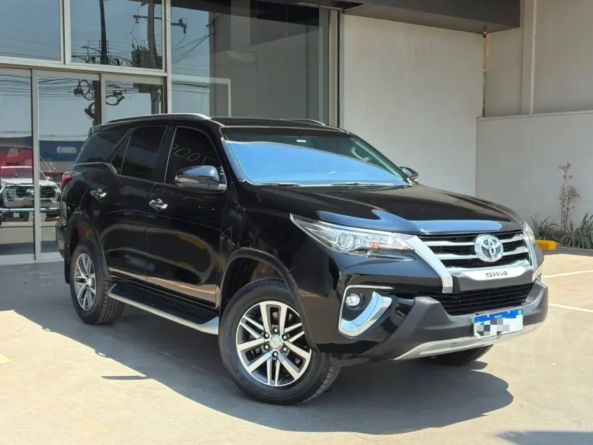 galeria HILUX SW4