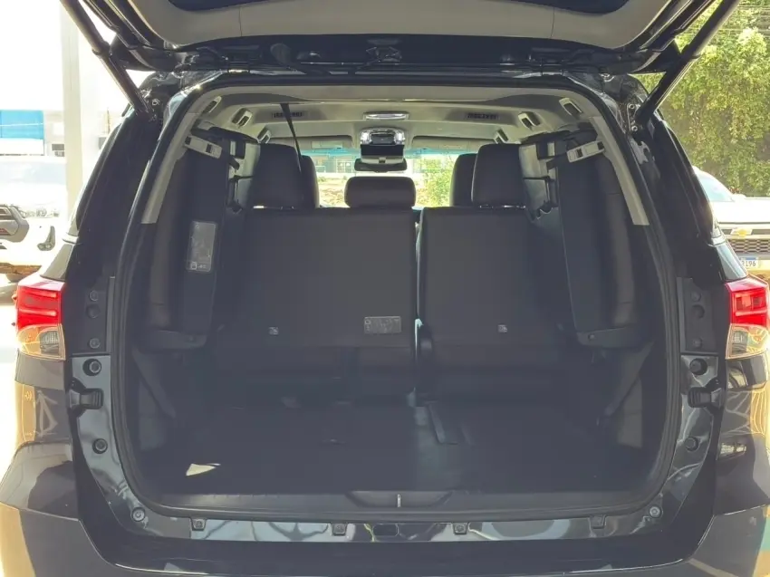 galeria HILUX SW4