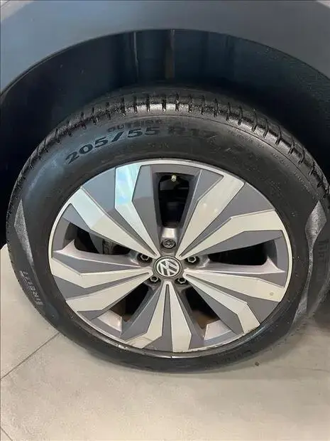 Volkswagen T-CROSS 1.4 250 TSI TOTAL FLEX HIGHLINE AUTOMÁTICO