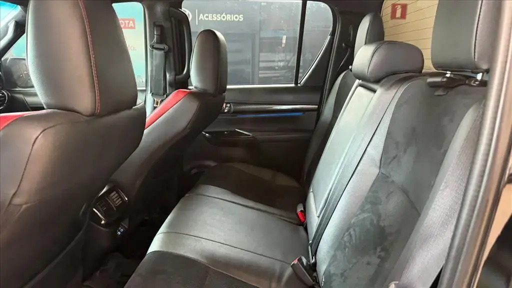 galeria HILUX