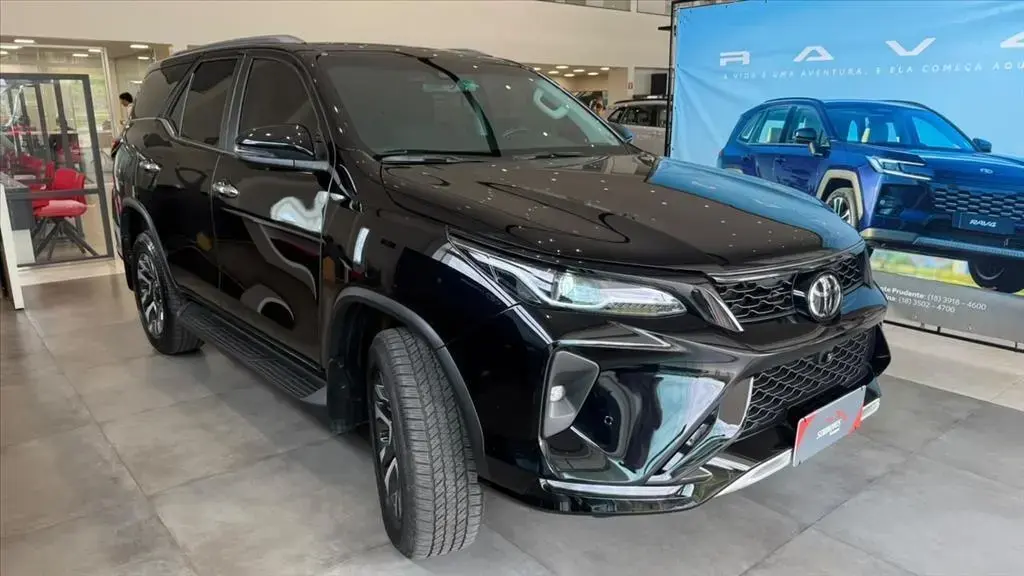 galeria HILUX SW4