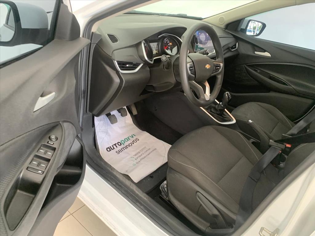 Chevrolet ONIX PLUS