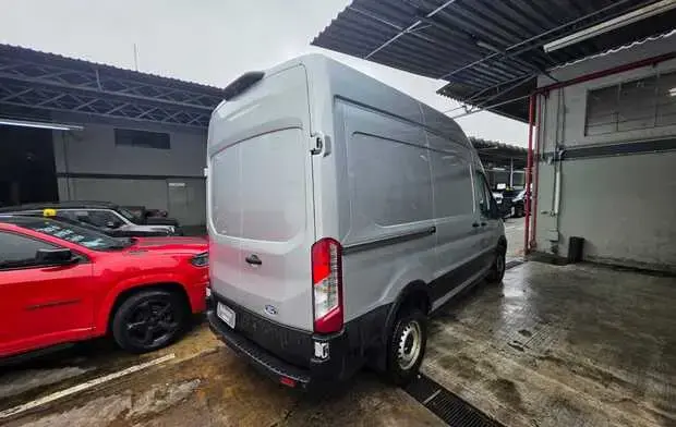 Ford Transit Furgão 2.0 Turbo Diesel