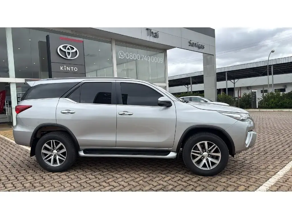galeria HILUX SW4