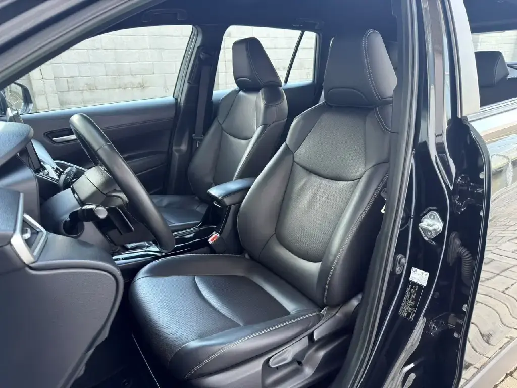 galeria Corolla Cross