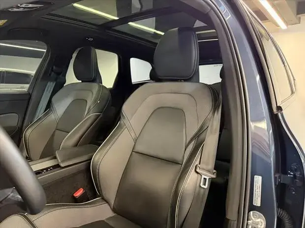 Volvo XC60 2.0 T8 RECHARGE ULTIMATE DARK AWD GEARTRONIC